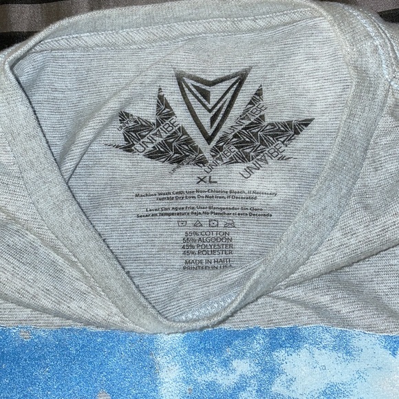 UNIVIBES XL KIDS TSHIRT - Picture 3 of 4